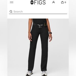 FIGS Kade Cargo Scrub Pant in Black